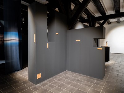 Click to zoom the picture.